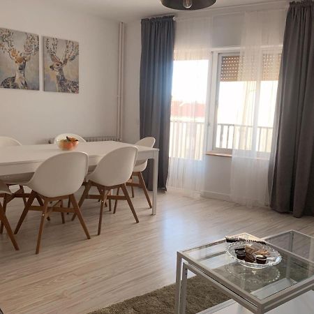 Vut Avila Centro Ciudad Ngoại thất bức ảnh